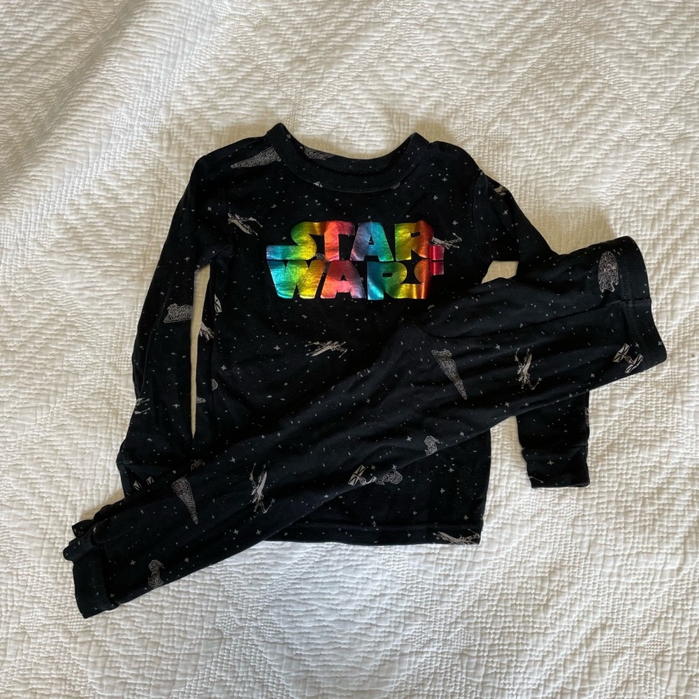 3/$12 Baby Gap Star Wars Pajamas